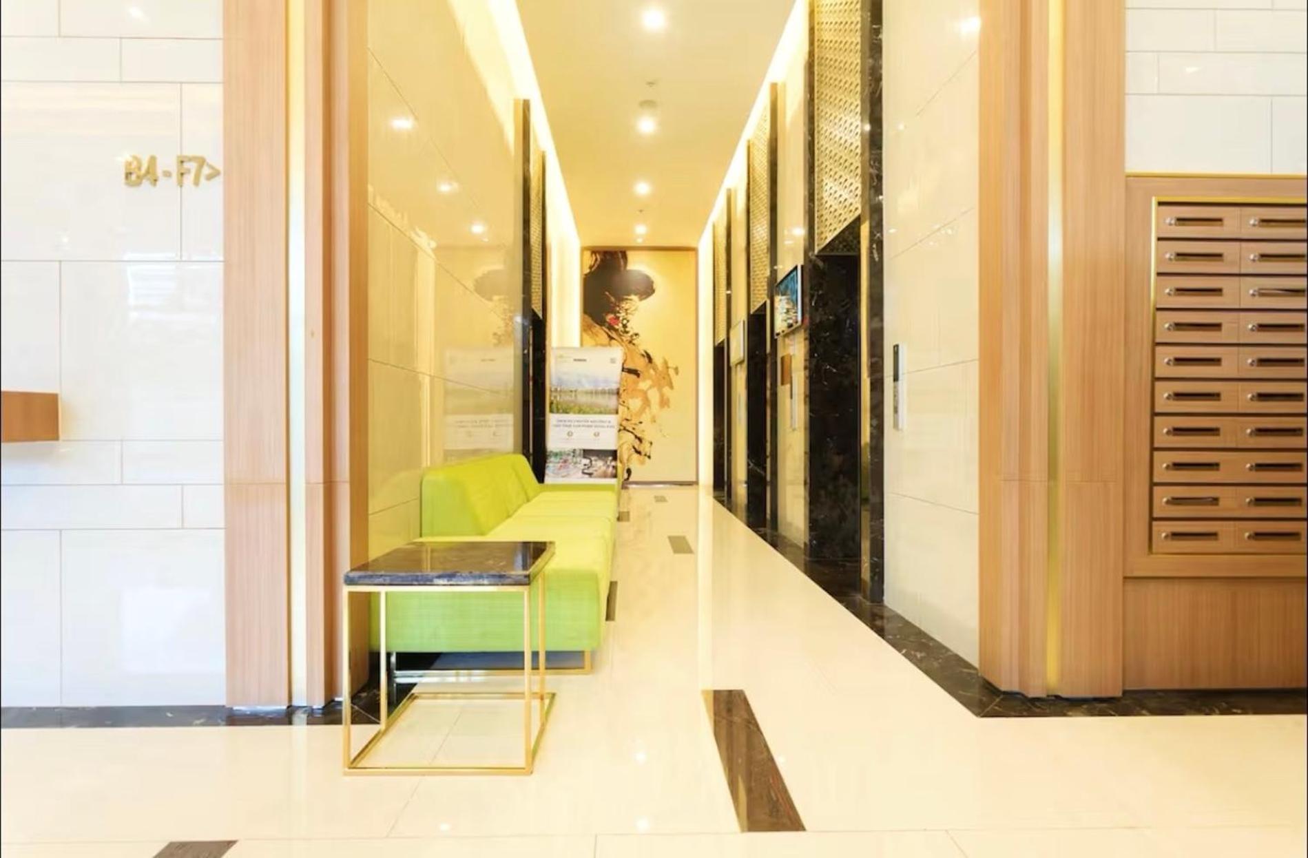 Genius Apartment River Gate Center Ho-Chi-Minh-Stadt Exterior foto